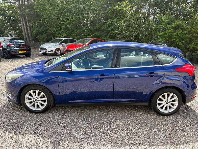 Ford Focus 1.5 TDCi Titanium Hatchback 5dr Diesel Manual Euro 6 (s/s) (120 ps)