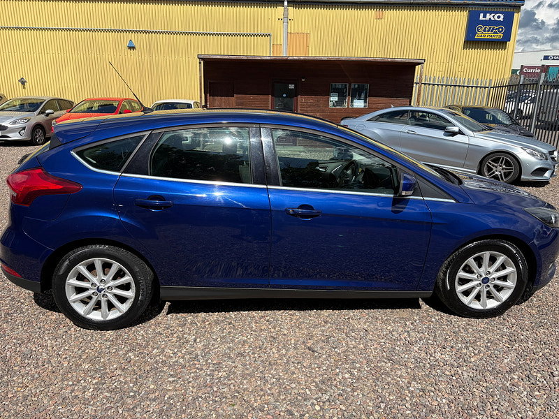 Ford Focus 1.5 TDCi Titanium Hatchback 5dr Diesel Manual Euro 6 (s/s) (120 ps)