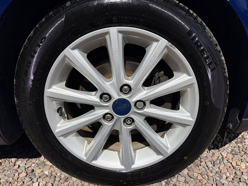 Ford Focus 1.5 TDCi Titanium Hatchback 5dr Diesel Manual Euro 6 (s/s) (120 ps)