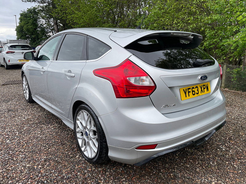 Ford Focus 2.0 TDCi Zetec S Euro 5 5dr