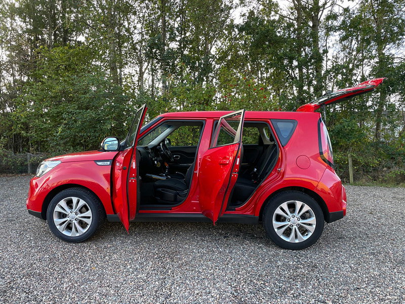 Kia Soul 1.6 GDi Connect Plus Euro 6 5dr