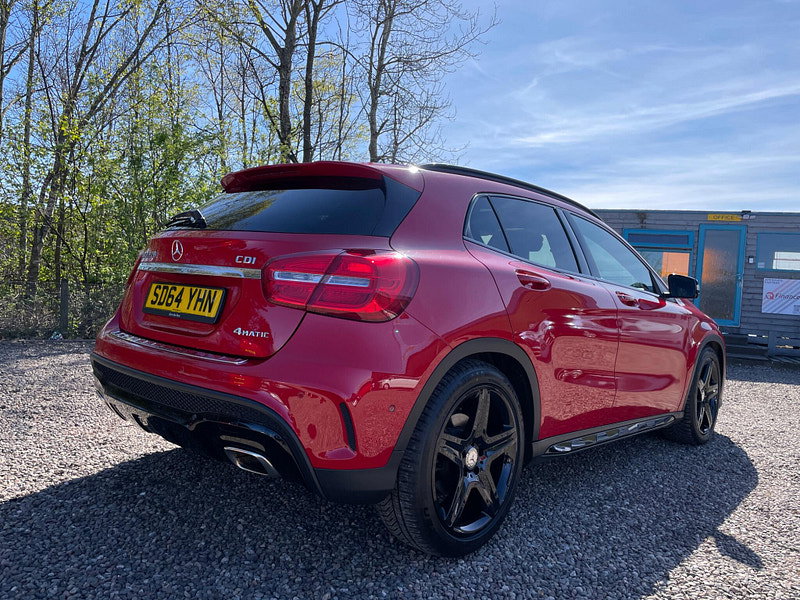Mercedes-Benz GLA 2.1 GLA220 CDI AMG Line 7G-DCT 4MATIC Euro 6 (s/s) 5dr