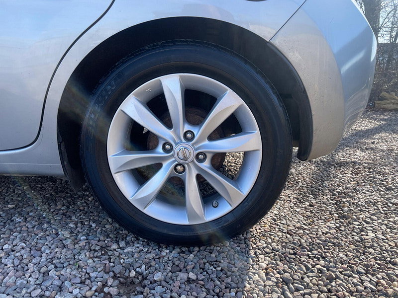 Nissan Note 1.5 dCi Tekna Euro 5 (s/s) 5dr