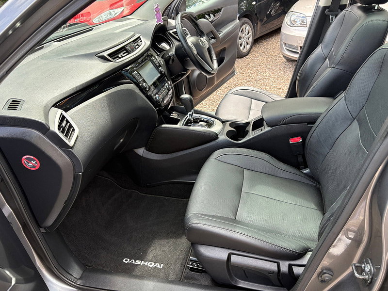Nissan Qashqai 1.6 dCi Tekna SUV 5dr Diesel XTRON 2WD Euro 6 (s/s) (130 ps)