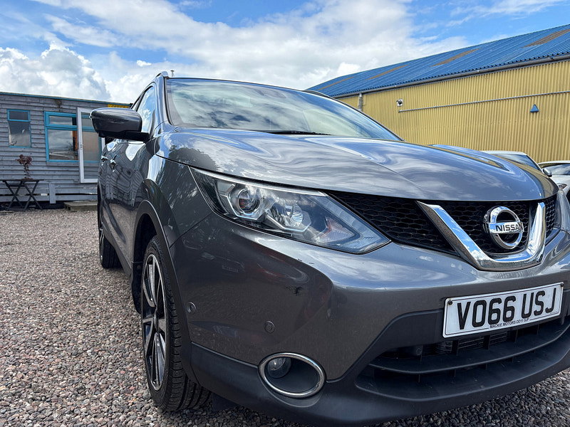 Nissan Qashqai 1.6 dCi Tekna SUV 5dr Diesel XTRON 2WD Euro 6 (s/s) (130 ps)
