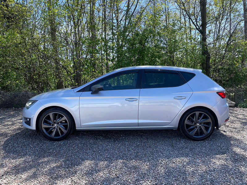 Seat Leon 2.0 TDI CR FR DSG Euro 5 (s/s) 5dr