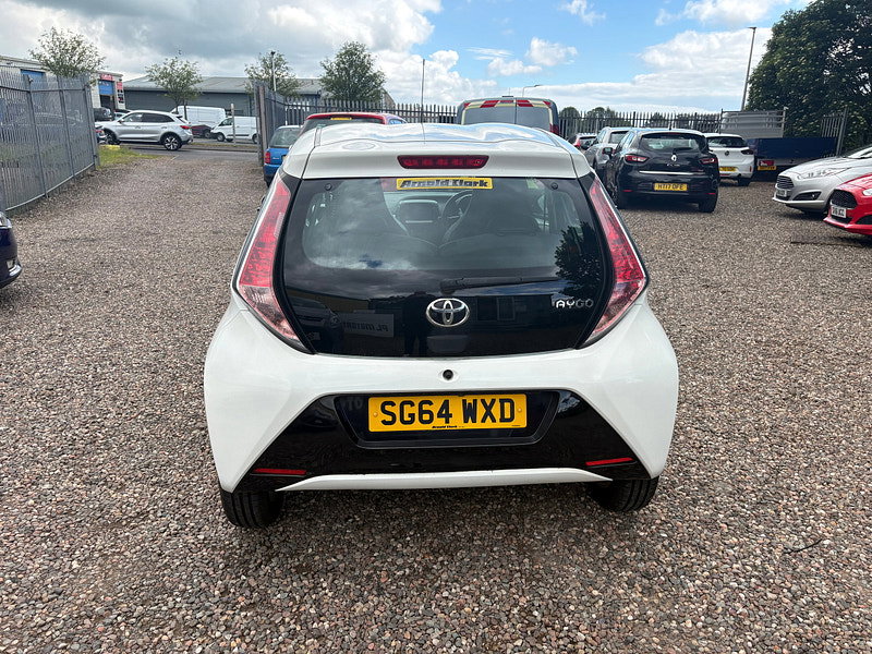 Toyota Aygo 1.0 VVT-i x-pression Hatchback 5dr Petrol Manual Euro 5 Euro 5 (68 ps)