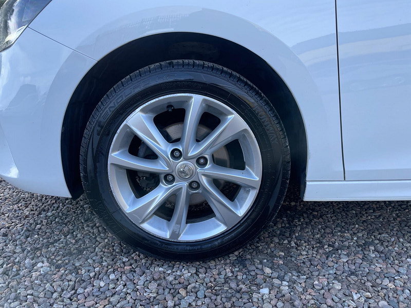 Vauxhall Corsa 1.2 SE Hatchback 5dr Petrol Manual Euro 6 (75 ps)