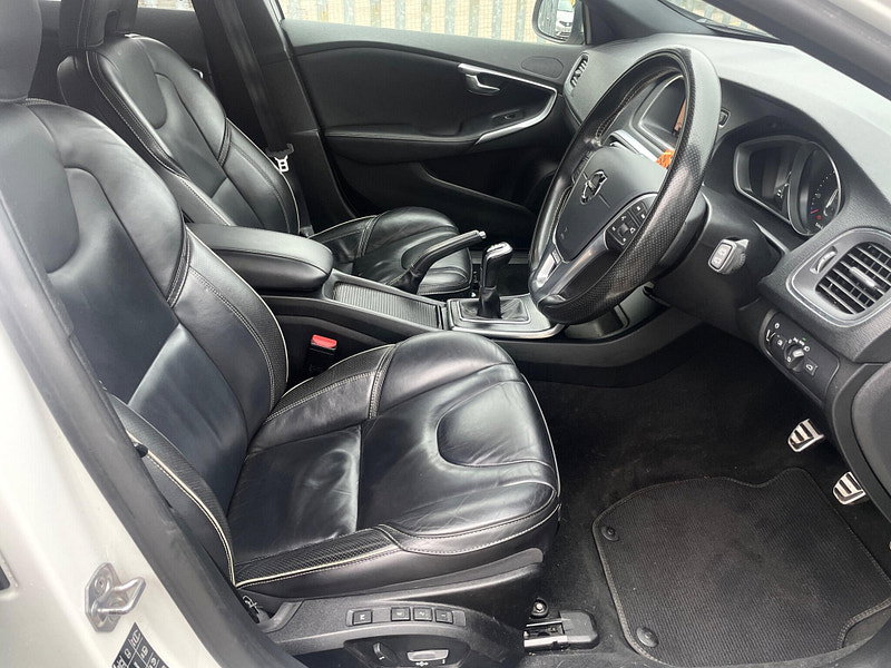 Volvo V40 2.0 T2 R-Design Edition Euro 6 (s/s) 5dr