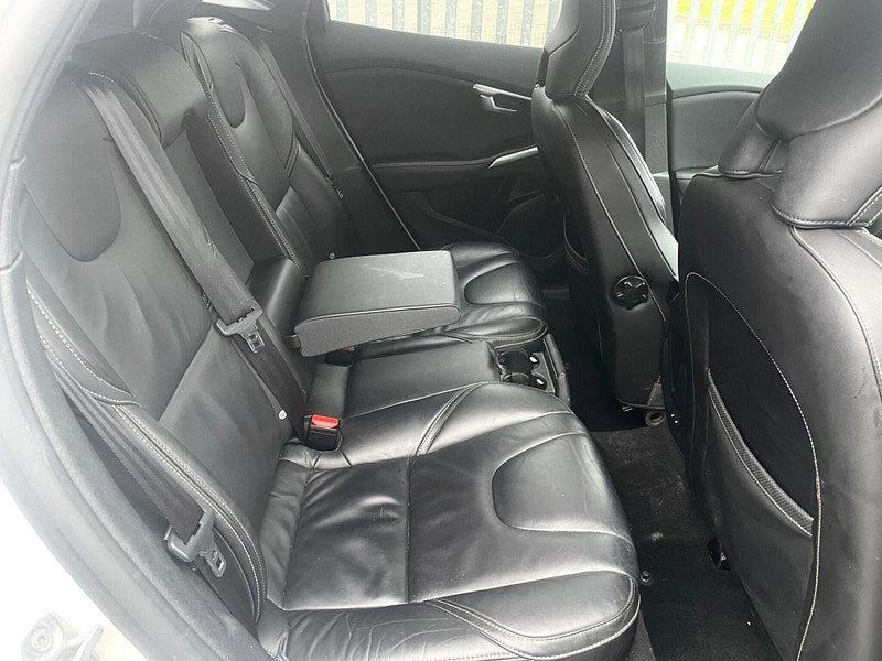Volvo V40 2.0 T2 R-Design Edition Euro 6 (s/s) 5dr