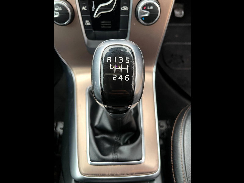 Volvo V40 Cross Country 1.6 D2 Lux Euro 5 (s/s) 5dr