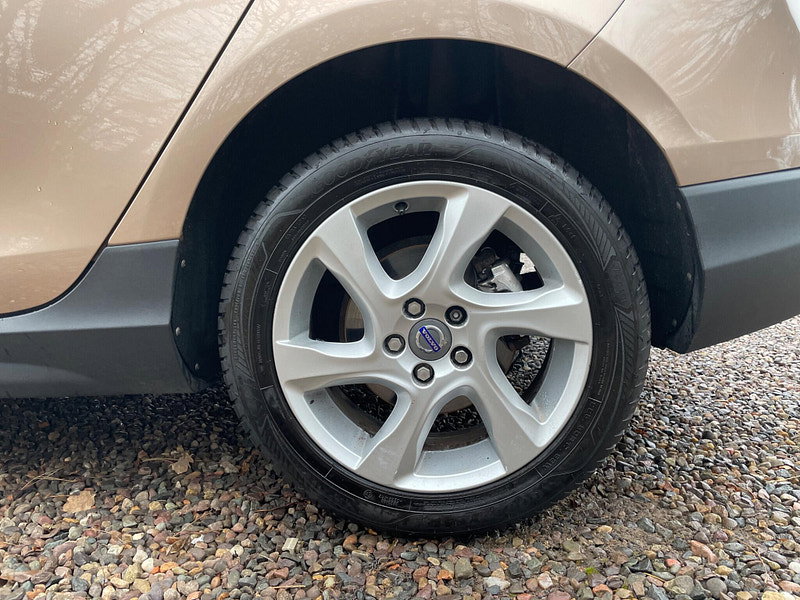 Volvo V40 Cross Country 1.6 D2 Lux Euro 5 (s/s) 5dr