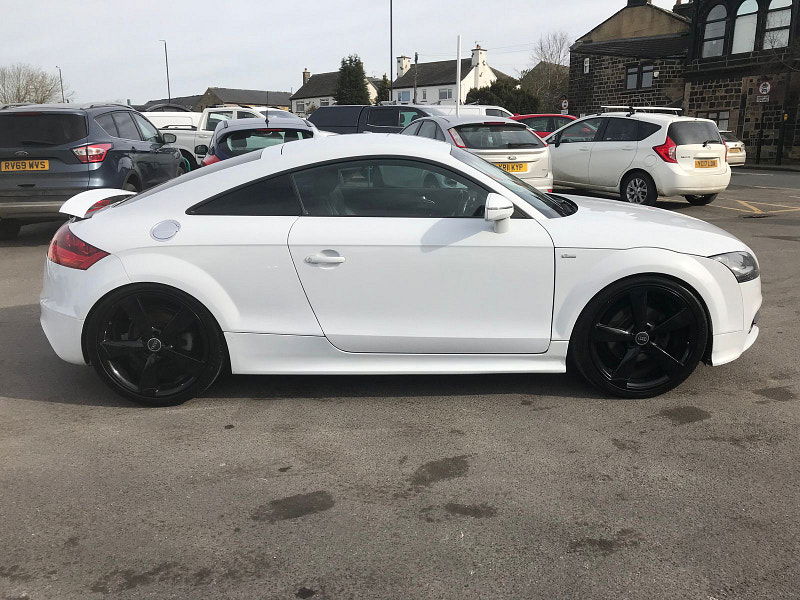 Audi TT 2.0L TDI QUATTRO BLACK EDITION Coupe 3dr Diesel Manual Euro 5 (168 bhp) 3dr Manual 2025