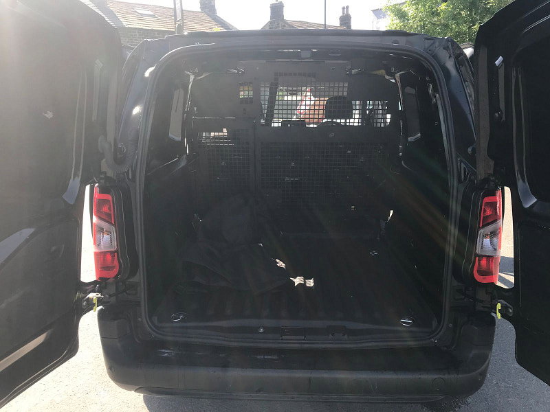 Citroen Berlingo 1.5 BlueHDi 850 Enterprise XL Pro Crew Van Double Cab 6dr Diesel Manual LWB Euro 6 (s/s) (100 ps) 6dr Manual 2026