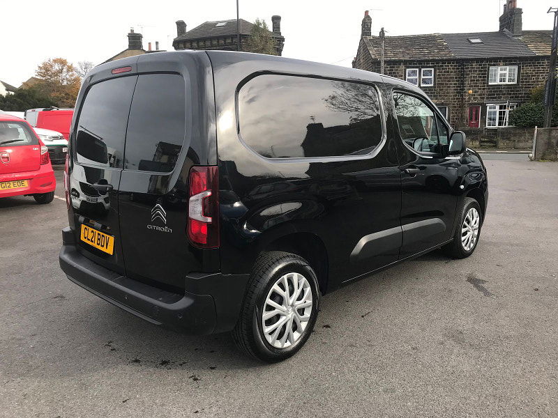 Citroen Berlingo 1.5L 1000 Enterprise Blue HDi  Diesel Manual Euro 6 (101 bhp) 5dr Manual 2024