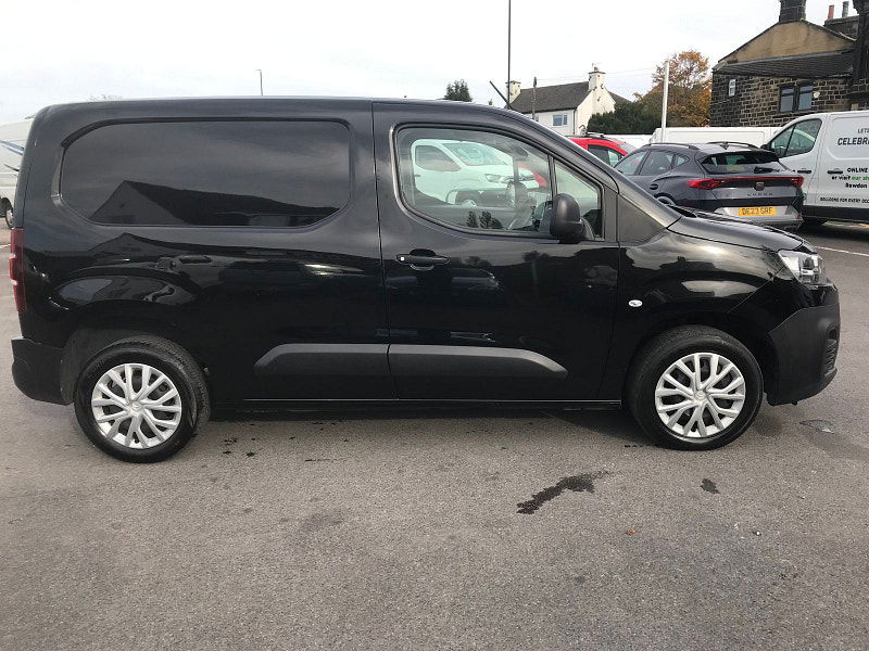 Citroen Berlingo 1.5L 1000 Enterprise Blue HDi  Diesel Manual Euro 6 (101 bhp) 5dr Manual 2024