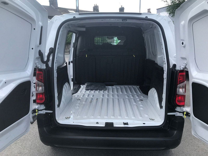 Citroen Berlingo 1.5L 1000 Enterprise Edition Blue HDi SS A Diesel Automatic Euro 6 (129 bhp) 5dr Automatic 2025