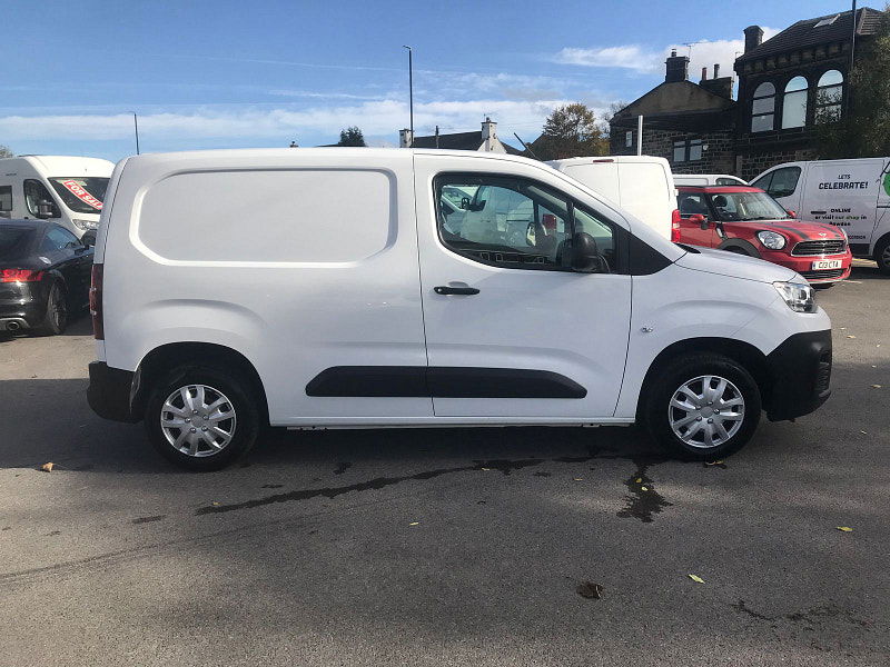 Citroen Berlingo 1.5L 650 Enterprise Professional Blue HDi  Diesel Manual Euro 6 (75 bhp) 5dr Manual 2024