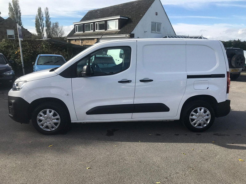 Citroen Berlingo 1.5L 650 Enterprise Professional Blue HDi  Diesel Manual Euro 6 (75 bhp) 5dr Manual 2024