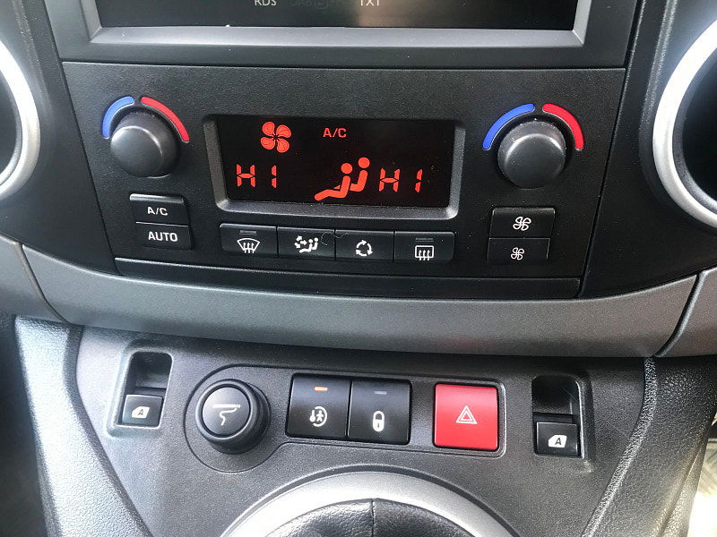 Citroen BERLINGO MULTISPACE 1.6L BLUEHDI FLAIR 5dr Diesel Manual Euro 6 (98 bhp) 5dr Manual 2025