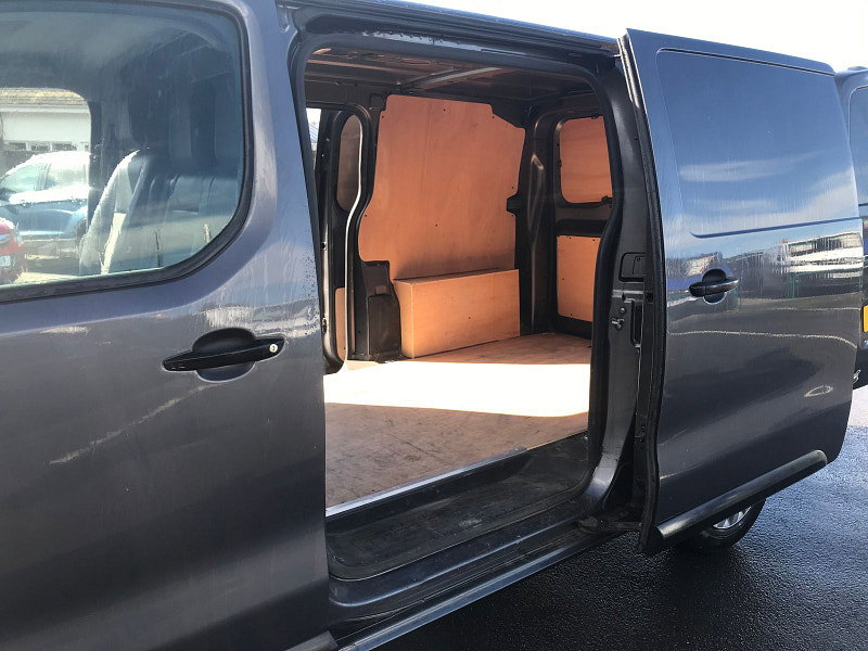 Citroen Dispatch 1.5 BlueHDi 1000 Enterprise M Panel Van 6dr Diesel Manual FWD 2 Euro 6 (s/s) (100 ps) 6dr Manual 2026