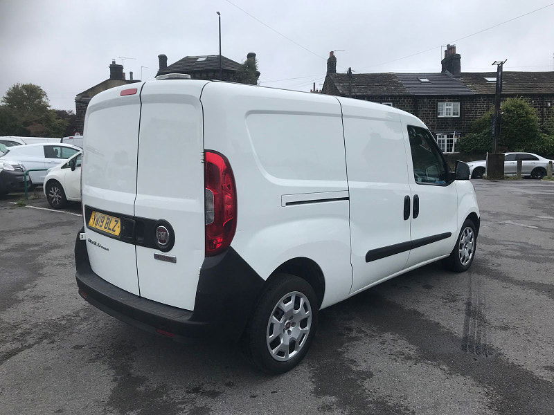 Fiat DOBLO CARGO 1.2L 16V MAXI MULTIJET II Diesel Manual Euro 6 (95 bhp) 5dr Manual 2024