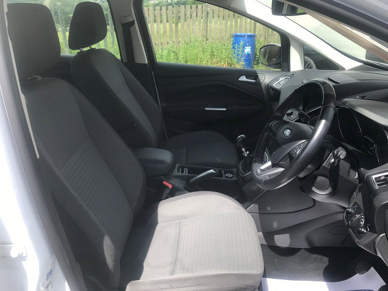Ford C-Max 1.0T EcoBoost Titanium MPV 5dr Petrol Manual Euro 6 (s/s) (125 ps) 5dr Manual 2026