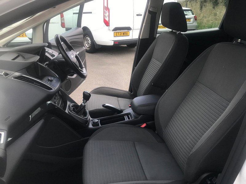 Ford C-Max 1.0T EcoBoost Titanium MPV 5dr Petrol Manual Euro 6 (s/s) (125 ps) 5dr Manual 2026