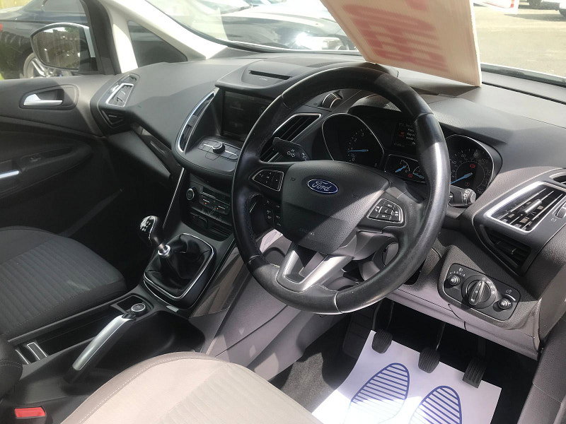 Ford C-Max 1.0T EcoBoost Titanium MPV 5dr Petrol Manual Euro 6 (s/s) (125 ps) 5dr Manual 2026