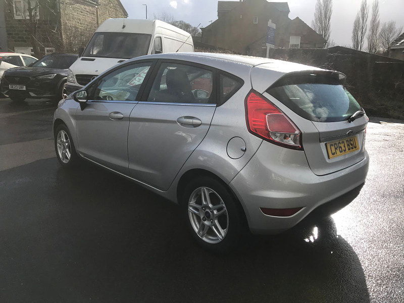 Ford Fiesta 1.2L ZETEC Hatchback 5dr Petrol Manual Euro 5 (81 bhp) 5dr Manual 2025