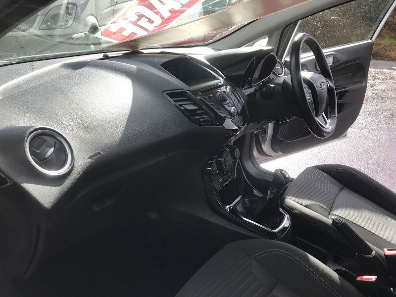 Ford Fiesta 1.2L ZETEC Hatchback 5dr Petrol Manual Euro 5 (81 bhp) 5dr Manual 2025