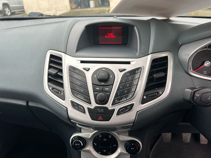 Ford Fiesta 1.4L TITANIUM TDCI Hatchback 5dr Diesel Manual Euro 5 (67 bhp) 5dr Manual 2025