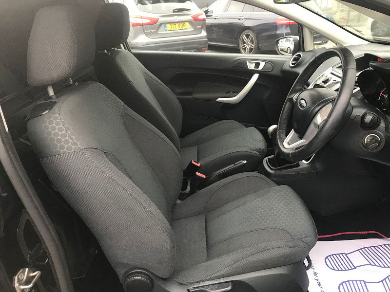 Ford Fiesta 1.6L Sport TDCi 3dr Diesel Manual Euro 5 (95 bhp) 3dr Manual 2025