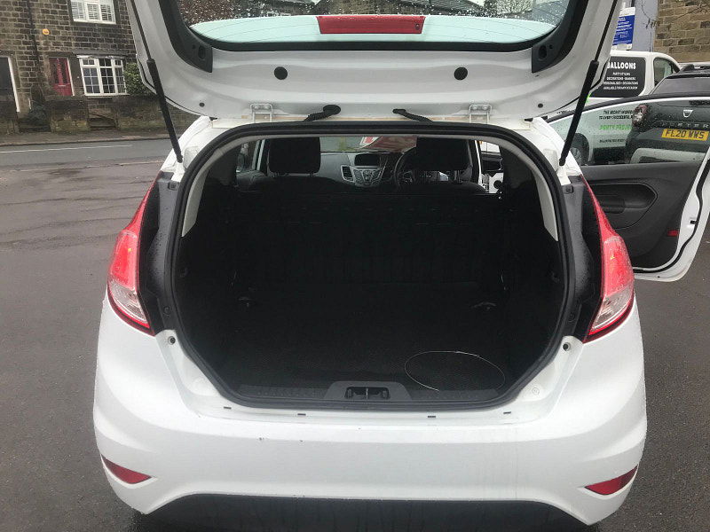 Ford Fiesta Van 1.5 TDCi Panel Van 3dr Diesel Manual (98 g/km, 74 bhp) 3dr Manual 2026