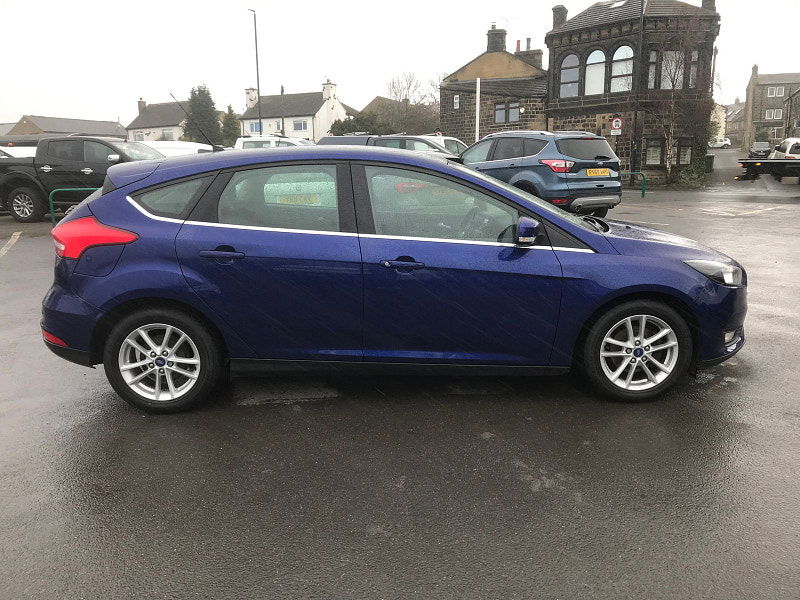 Ford Focus 1.5L ZETEC TDCI Hatchback 5dr Diesel Manual Euro 6 (118 bhp) 5dr Manual 2025