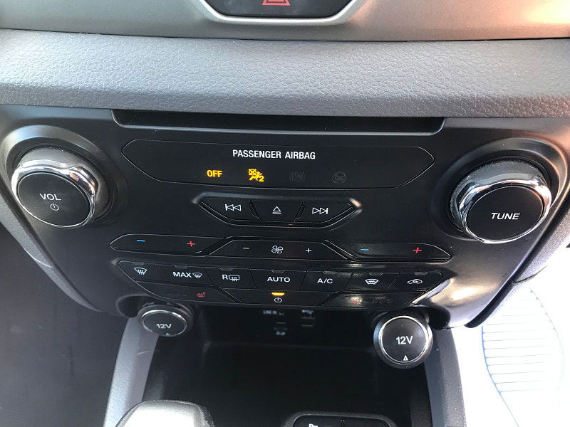 Ford Ranger 2.2L Limited Edition 4x4 Double Cab TDCi Auto 5dr Diesel Automatic Euro 6 (158 bhp) 5dr Automatic 2025