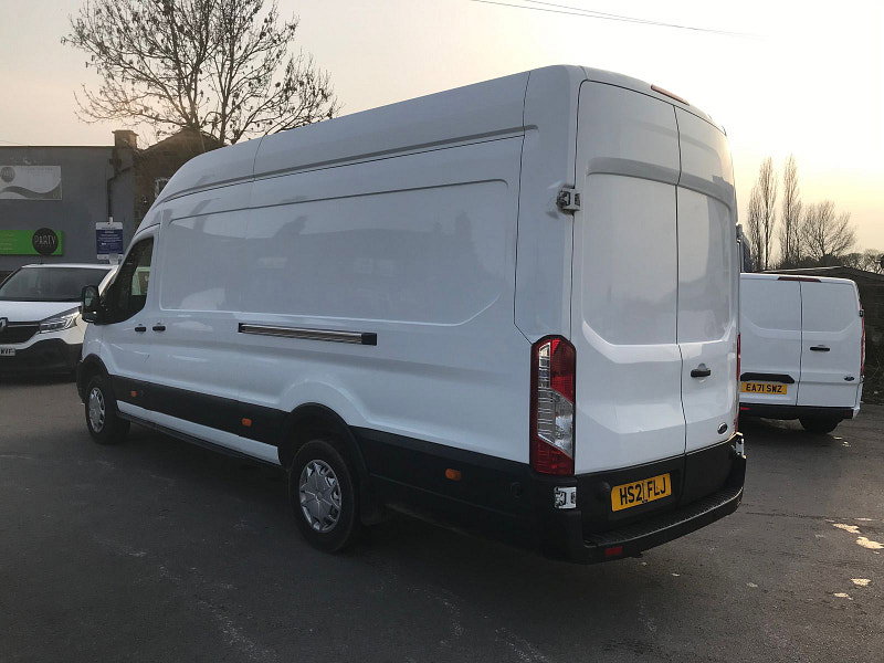 Ford Transit 2.0 350 EcoBlue Trend Panel Van 5dr Diesel Manual RWD L4 H3 Euro 6 (s/s) (130 ps) 5dr Manual 2026