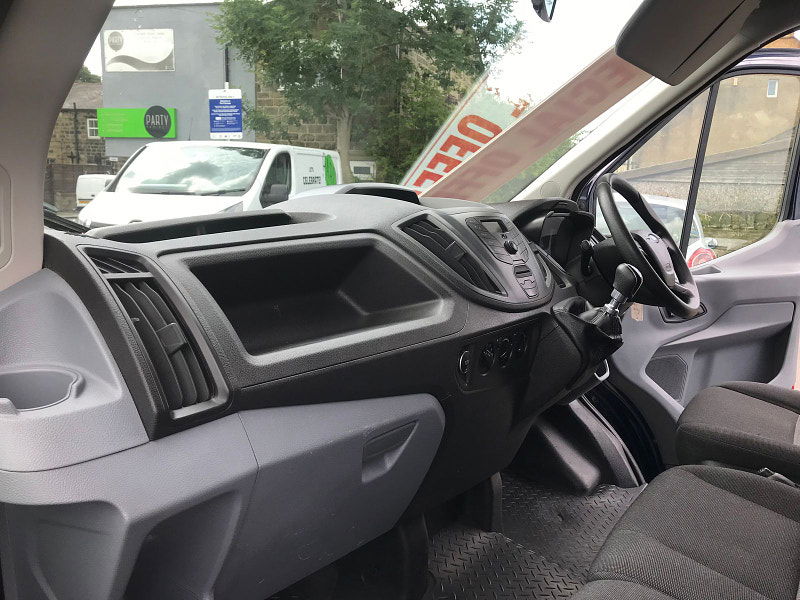 Ford Transit 2.0L 350 Diesel Manual Euro 6 (128 bhp) 2dr Manual 2025