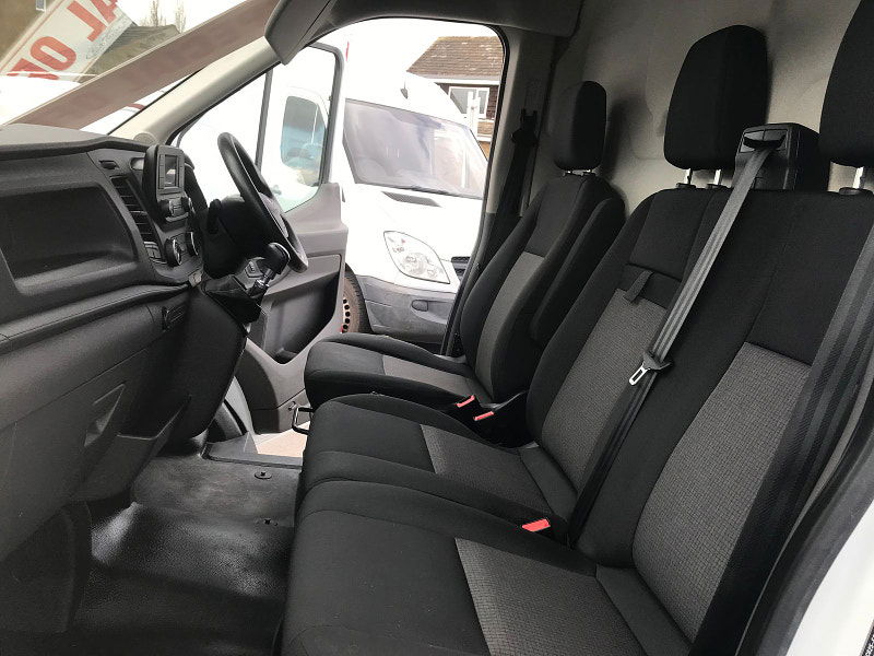 Ford Transit 2.0L 350 LEADER P/V ECOBLUE Diesel Manual Euro 6 (128 bhp) 5dr Manual 2025