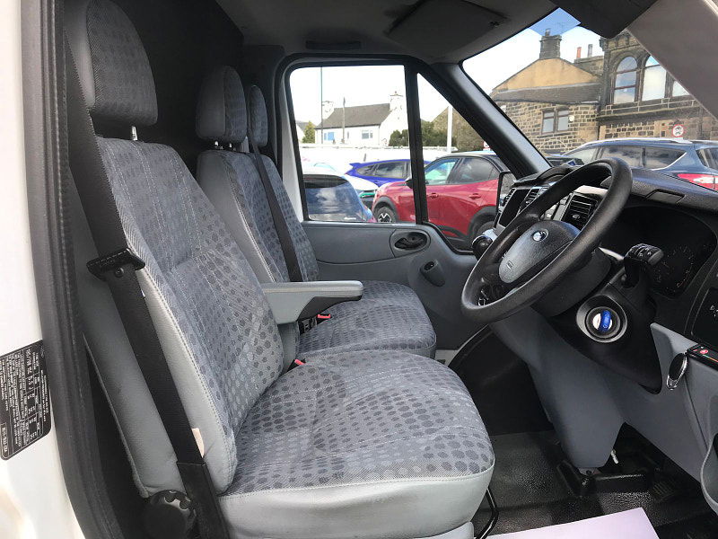 Ford Transit 2.2L 260 LR P/V Diesel Manual Euro 5 (99 bhp) 5dr Manual 2025