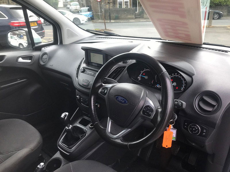 Ford Transit Courier 1.0L Limited Petrol Manual Euro 6 (99 bhp) 5dr Manual 2025