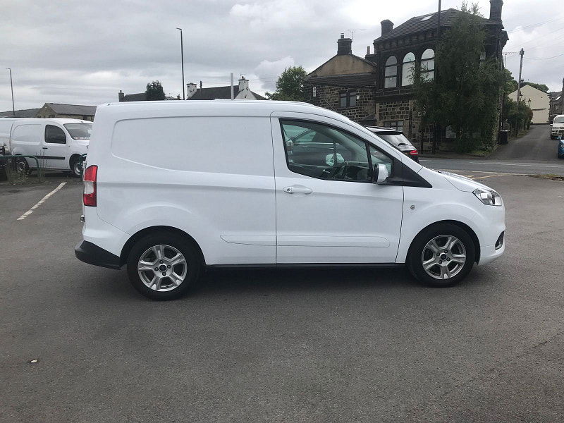 Ford Transit Courier 1.0L Limited Petrol Manual Euro 6 (99 bhp) 5dr Manual 2025