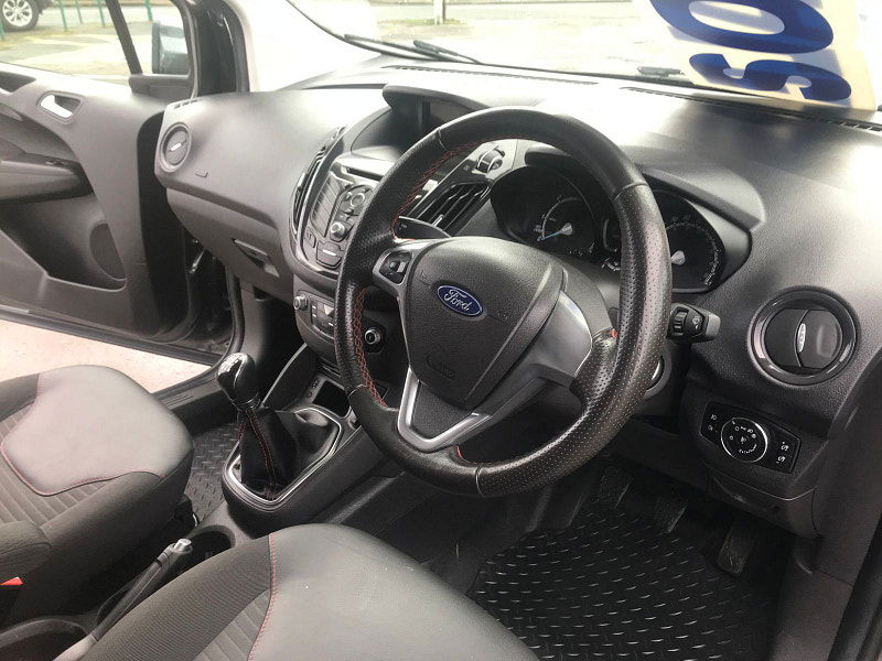 Ford Transit Courier 1.5L SPORT TDCI Diesel Manual Euro 6 (94 bhp) 5dr Manual 2025