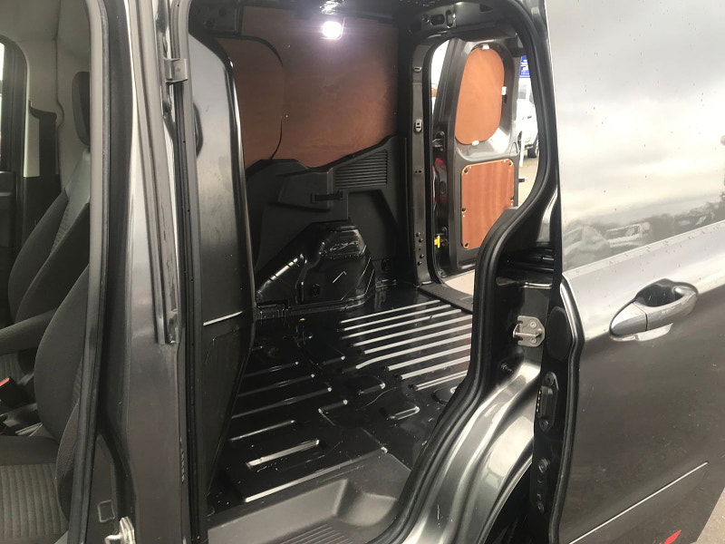 Ford Transit Courier 1.5L SPORT TDCI Diesel Manual Euro 6 (94 bhp) 5dr Manual 2025