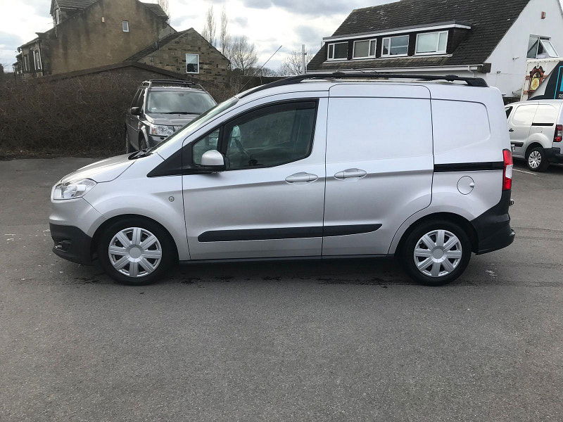 Ford Transit Courier 1.6L TREND TDCI Diesel Manual Euro 5 (94 bhp) 5dr Manual 2025