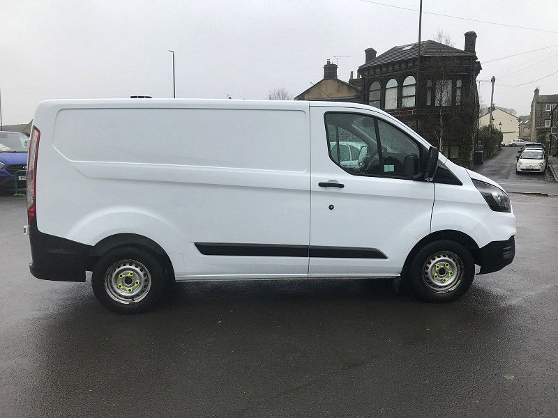 Ford Transit Custom 2.0 280 EcoBlue Panel Van 5dr Diesel Manual L1 H1 Euro 6 (105 ps) 5dr Manual 2026