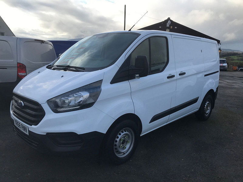 Ford Transit Custom 2.0 280 EcoBlue Panel Van 5dr Diesel Manual L1 H1 Euro 6 (105 ps) 5dr Manual 2026
