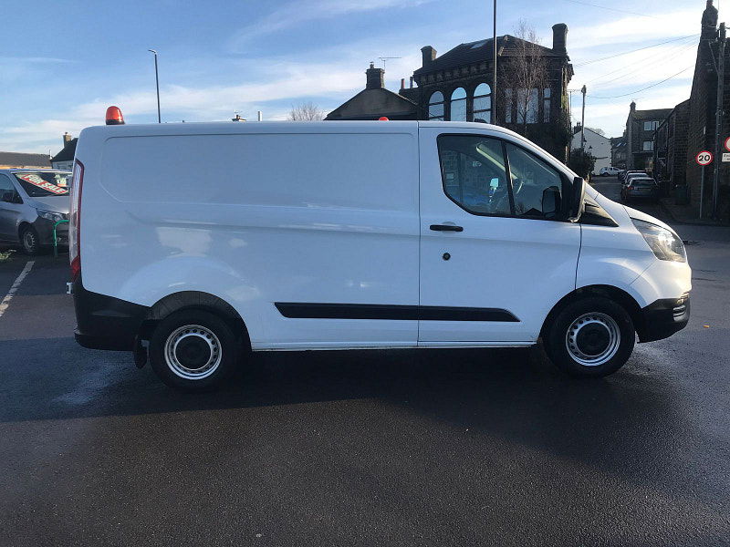 Ford Transit Custom 2.0 300 EcoBlue Leader Panel Van 5dr Diesel Manual L1 H1 Euro 6 (s/s) (130 ps) 5dr Manual 2026
