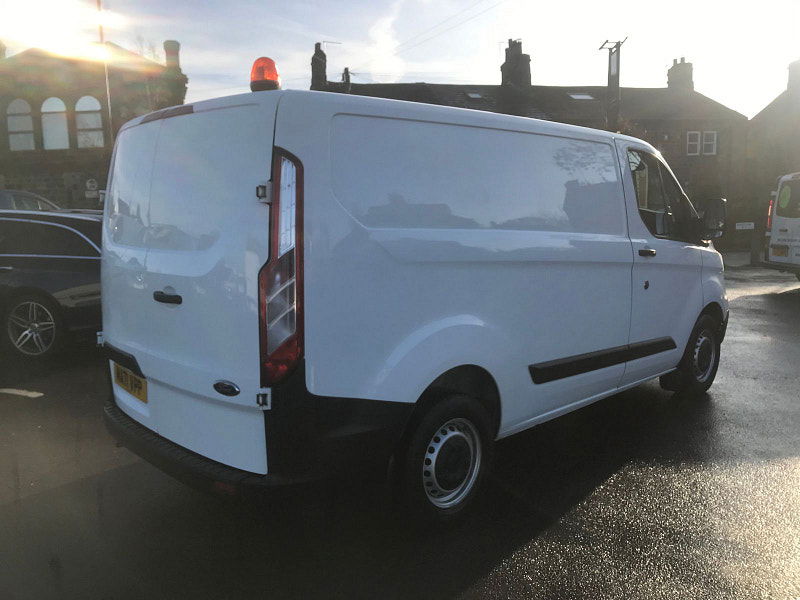 Ford Transit Custom 2.0 300 EcoBlue Leader Panel Van 5dr Diesel Manual L1 H1 Euro 6 (s/s) (130 ps) 5dr Manual 2026