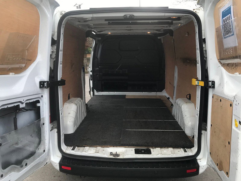 Ford Transit Custom 2.0 300 EcoBlue Trend Panel Van 5dr Diesel Manual L2 H1 Euro 6 (s/s) (105 ps) 5dr Manual 2026